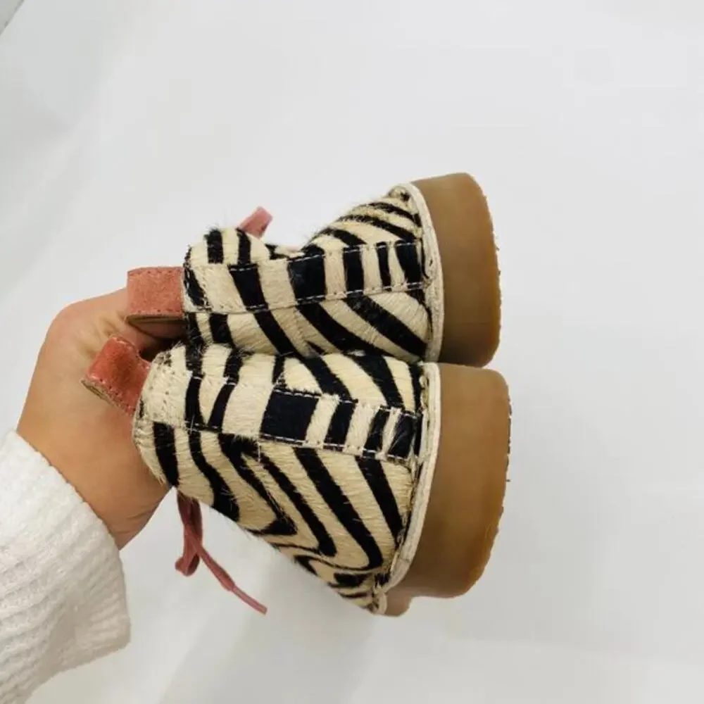 Mini‎ Boden zebra calf hair chukka boots